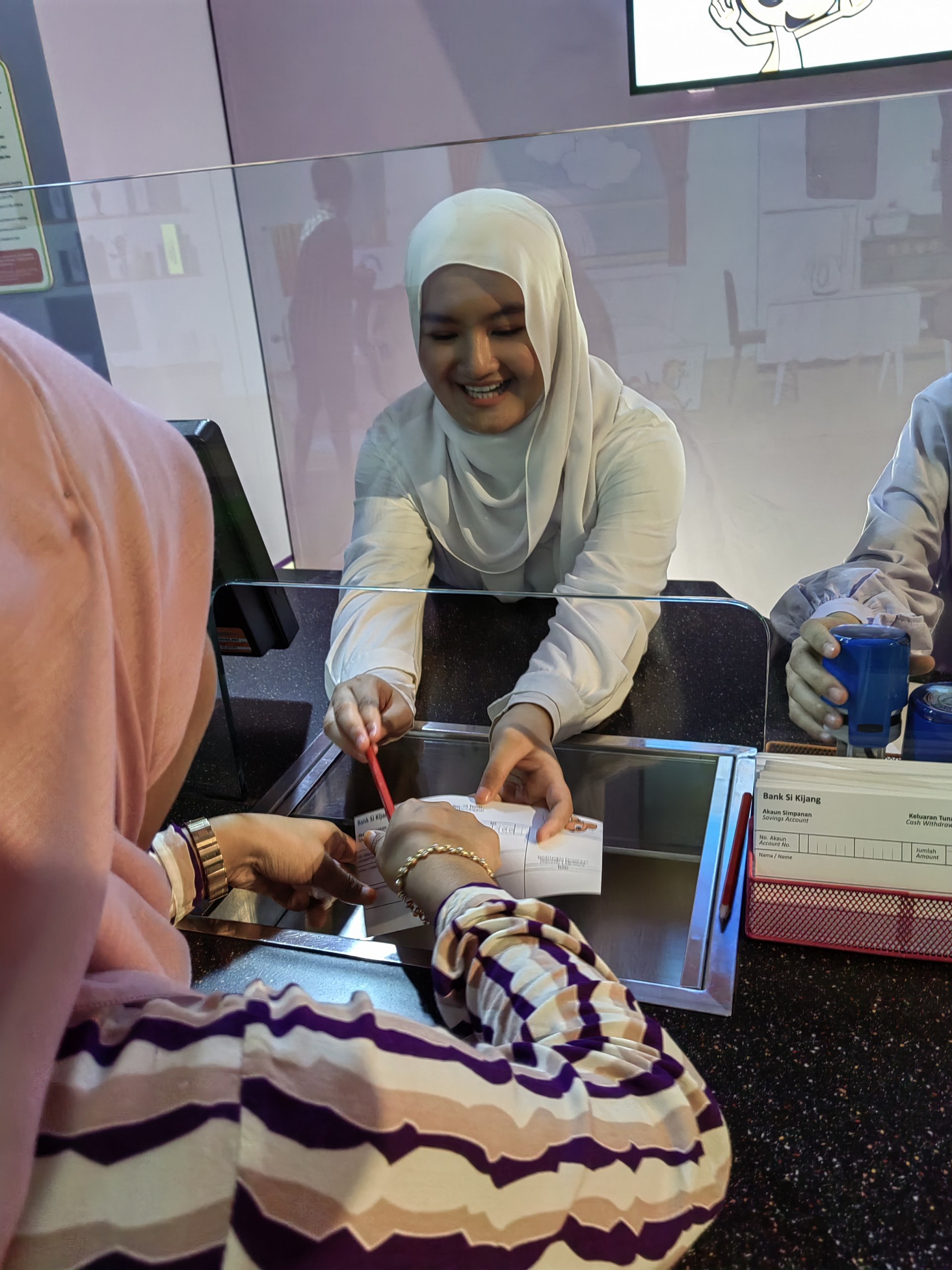 Visiting Royal Selangor & Bank Negara Malaysia - 686b634fd6eaa_1751868239